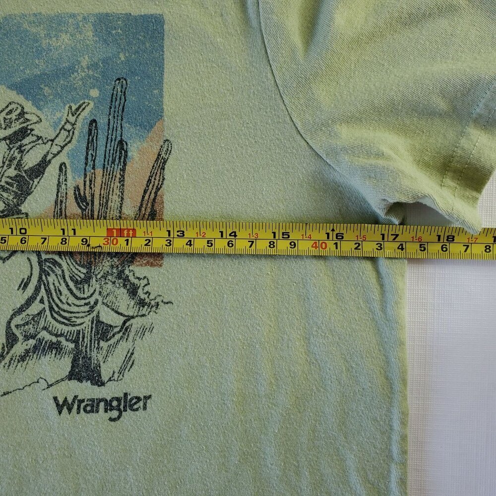 Wrangler Men's Green T-Shirt Short Sleeve Graphic Print Size Small (C-5) - Picture 8 of 9